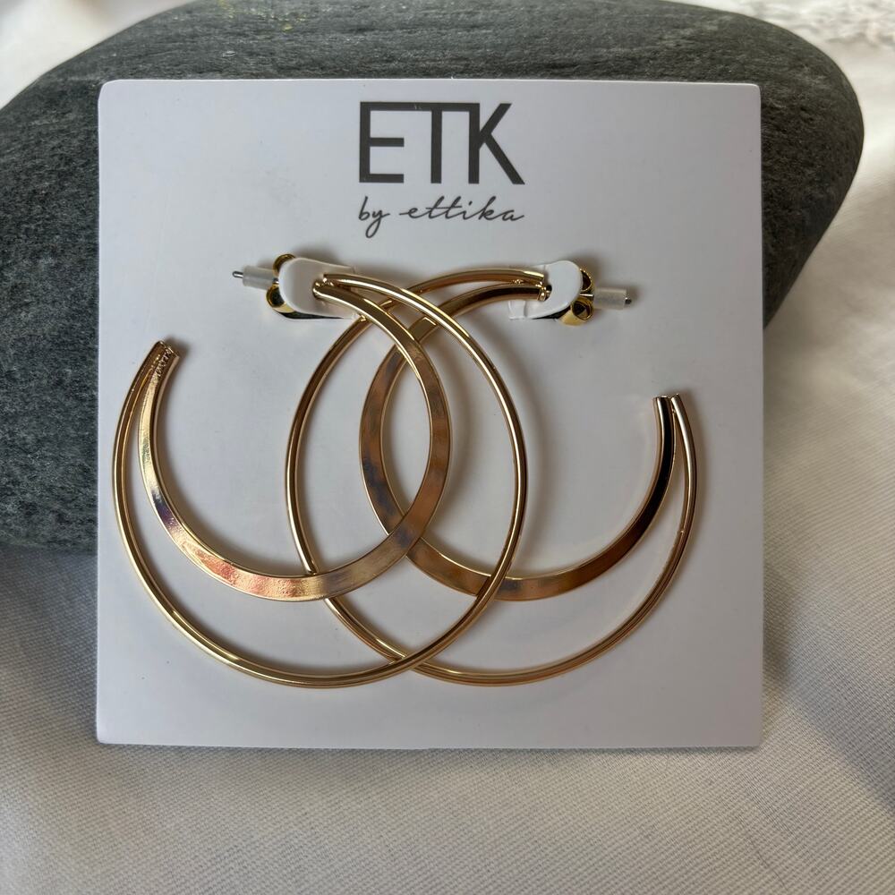 Ettika Revolve Gold Shiny Double Hoops Earrings NWT French Inspired Parisian